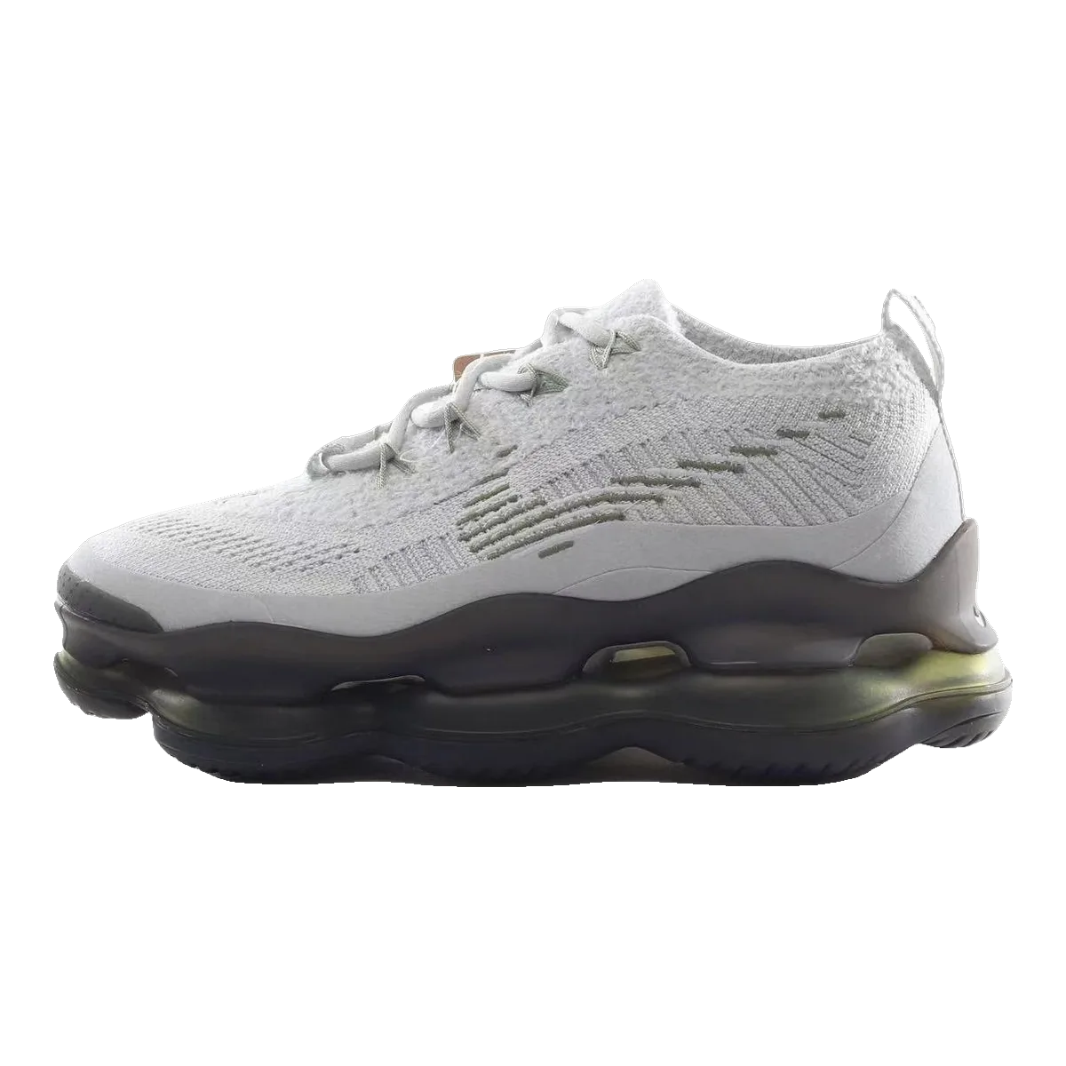 Nike Air Max Sneakers Silver
