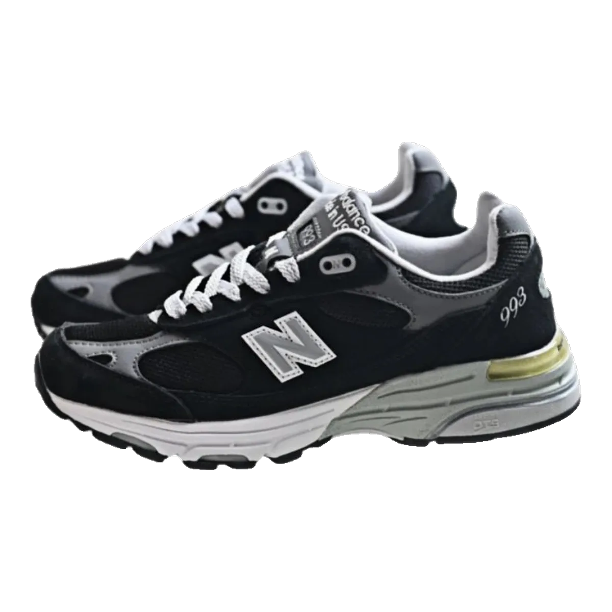 New Balance Black 2002R Sneakers